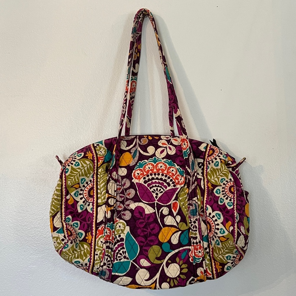 VERA BRADLEY SMALL DUFFEL CARRY ON